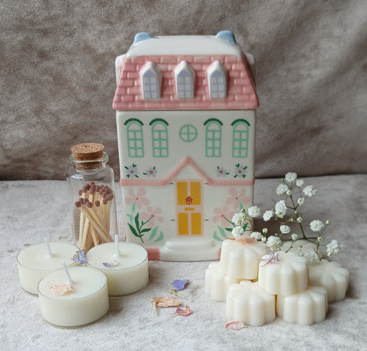Free Delivery! Pastel House - Gift Box