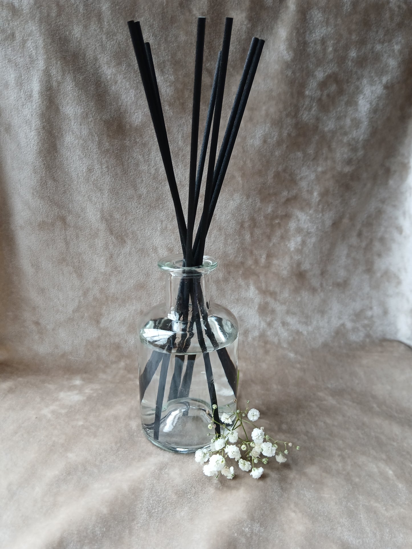 Free Delivery! Apothecary Reed Diffuser