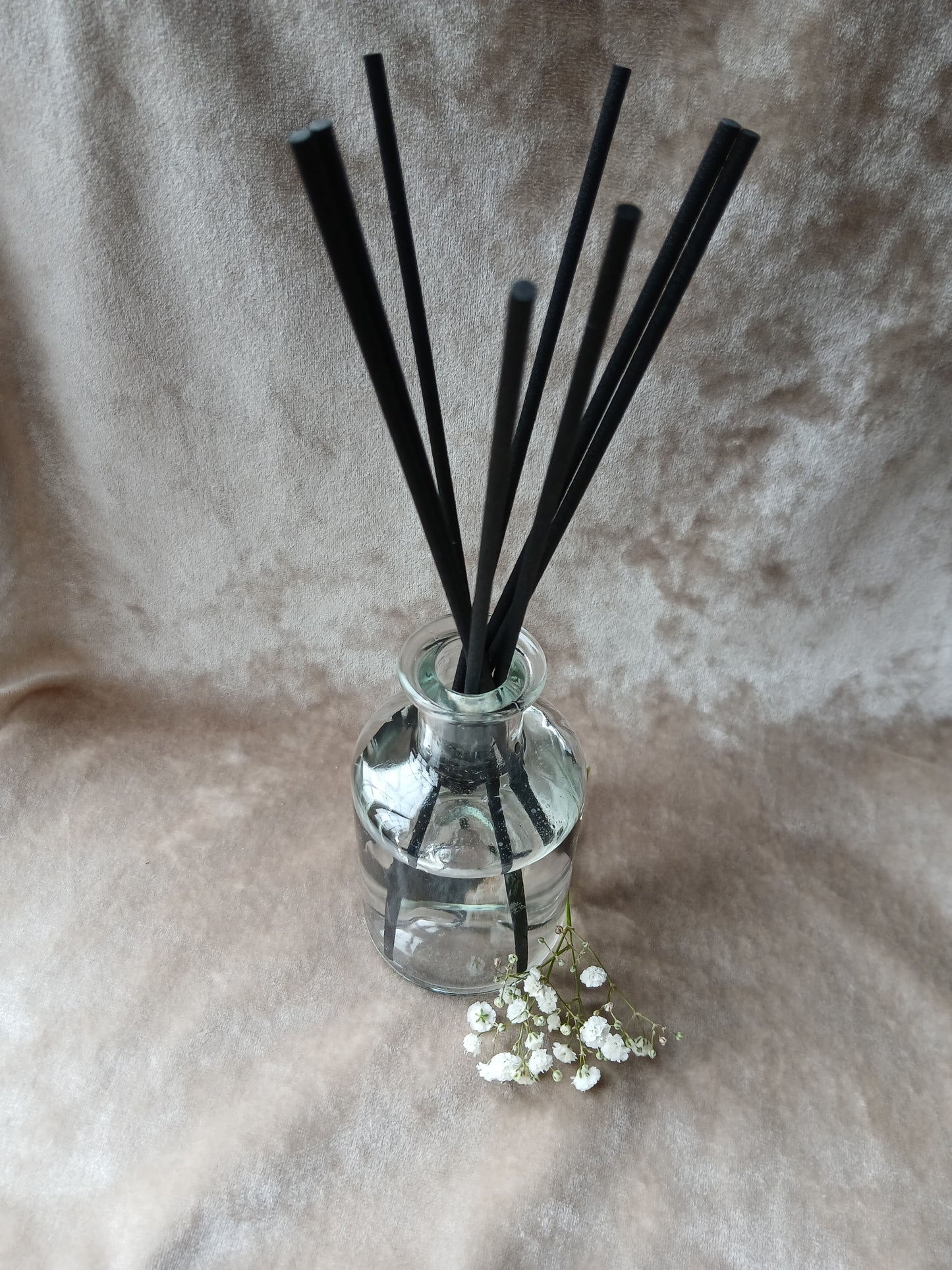 Free Delivery! Apothecary Reed Diffuser