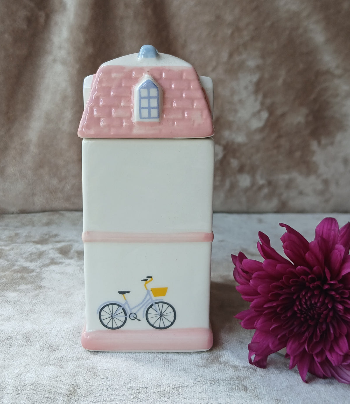Pretty Pastel Tealight House