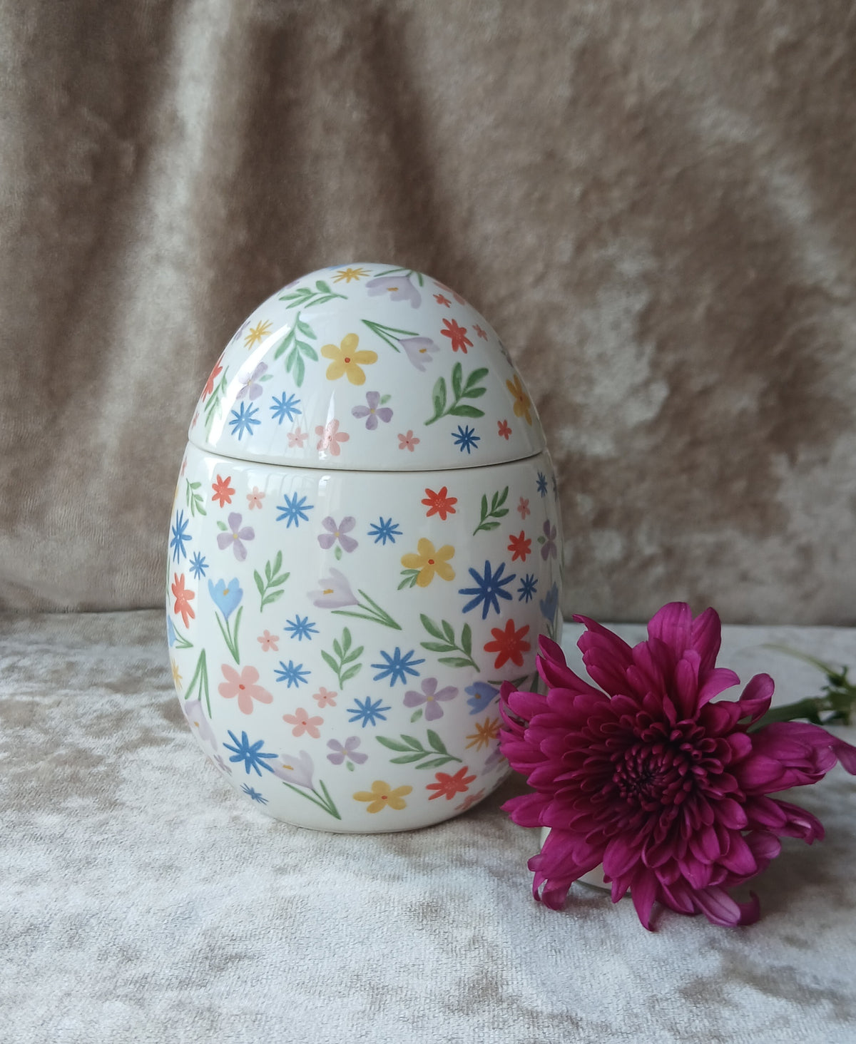 Floral Egg Wax Melt Burner