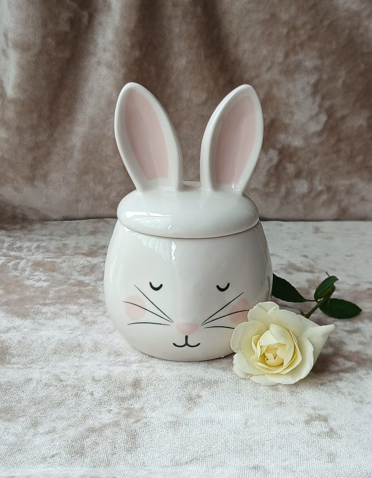 Cute Bunny Face Wax Melt Burner