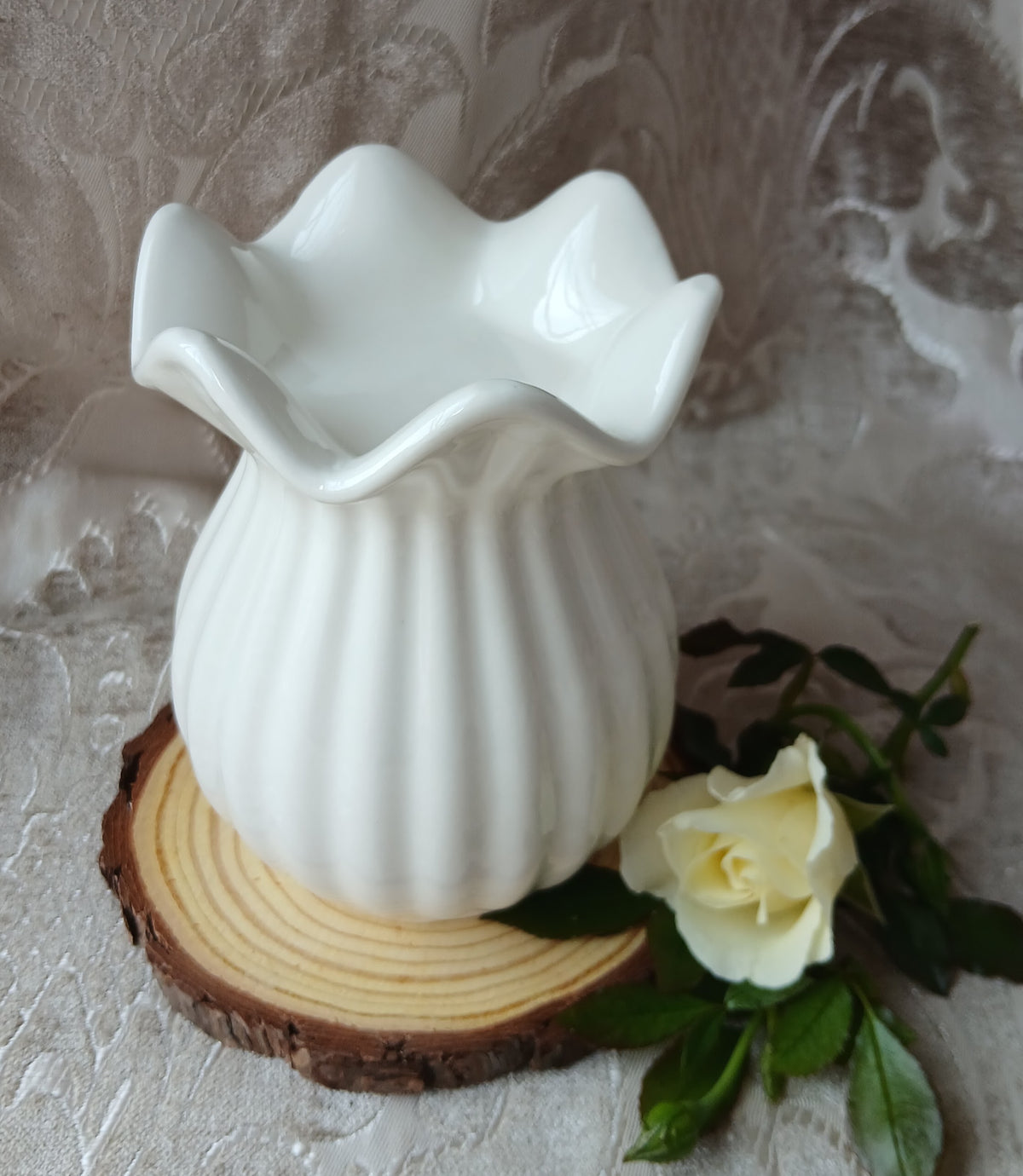 White Pleated Flare Wax Melt Burner