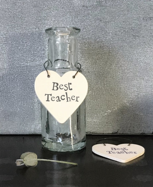 Free Delivery! Little Heart Tag - Best Teacher