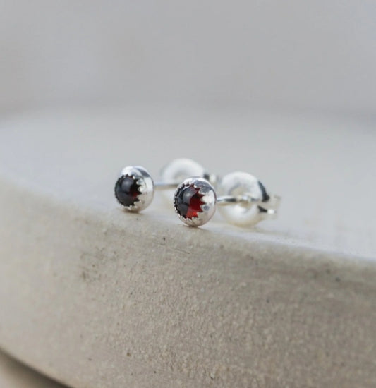 Free Delivery! Sterling Silver Mini Stud Semi Precious Birthstone Garnet Earrings
