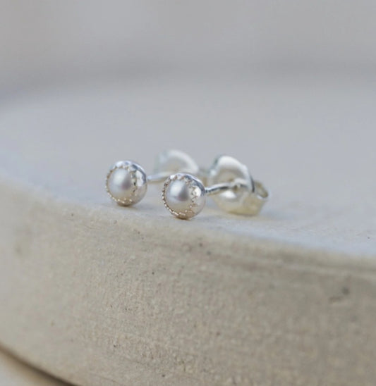 Free Delivery! Sterling Silver Mini Stud Semi Precious Birthstone Pearl Earrings